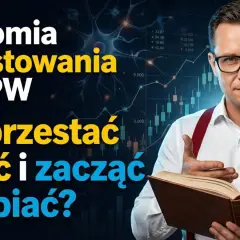 Anatomia inwestowania na GPW: jak przestać tracić i zacząć zarabiać? Mężczyzna z książką na tle wykresów giełdowych.