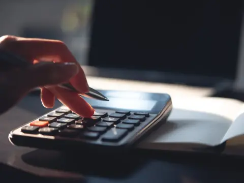 Ile zarabia 1% Polaków? Sprawdź realne progi dochodów!